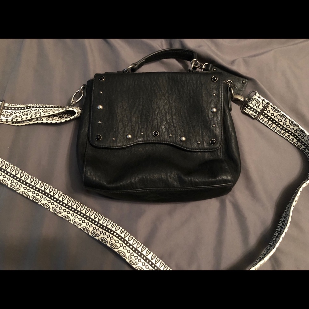 Jessica Simpson crossbody